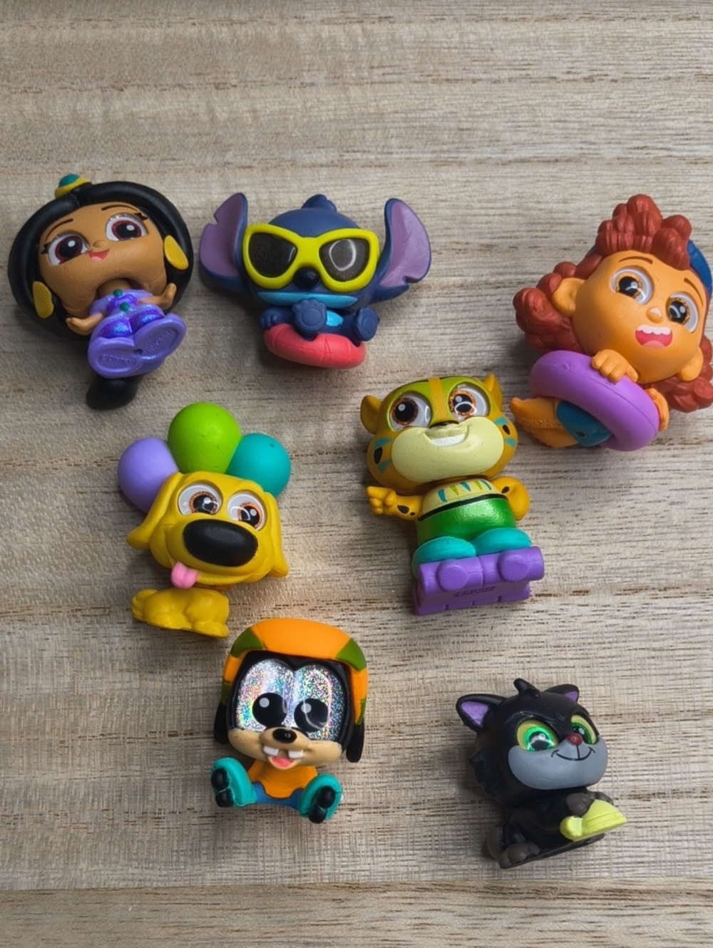 Disney Doorables Let's Party Series